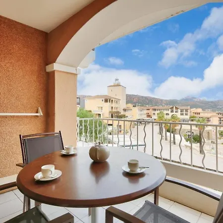 Le Village De Cap Esterel - Maeva - Vue Climatise 4 Personnes - Confort Mae-2514 *